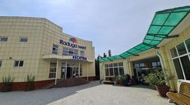 отдых на ыссык куле: Коттедж, коттедж с тремя спальными ЦО Радуга West, Кош-Кол, Парковка, стоянка, Сауна, Детская площадка — 13