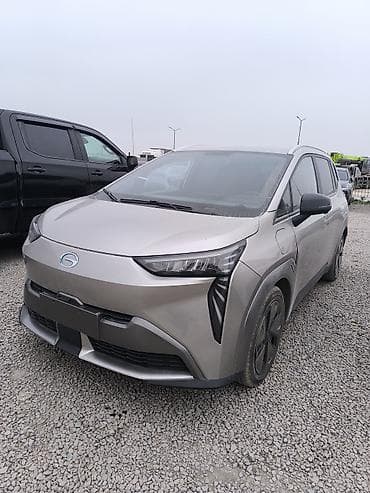 GAC Aion Y — компактный электрический кроссовер/минивэн с просторным
