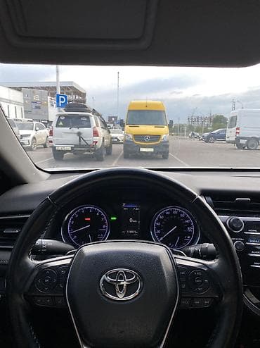 Транспорт: Toyota Camry: 2019 г., 2.5 л, Автомат, Бензин, Седан — 9