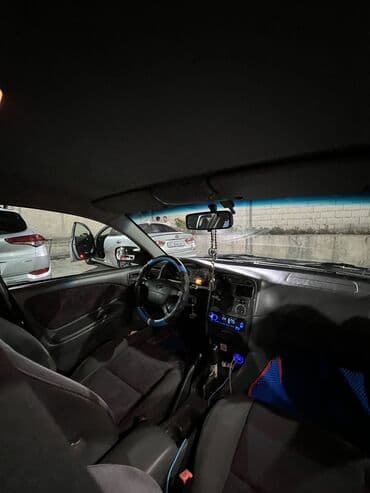 corolla e120: Toyota Avensis: 1999 г., 1.8 л, Механика, Бензин, Седан — 4