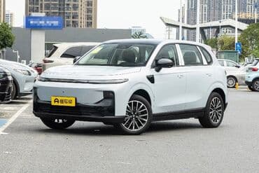 электронные мопеды: Lixiang : 2025 г., 2 л, Автомат, Электромобиль, Кроссовер — 3