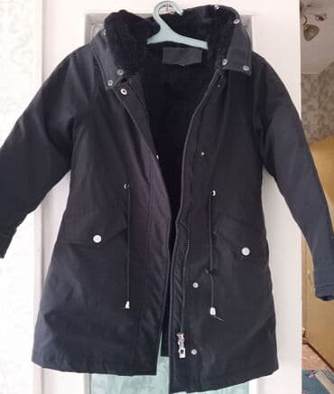 Дет.парка(зима)мех съёмный натуральный,состояние отличное 1000