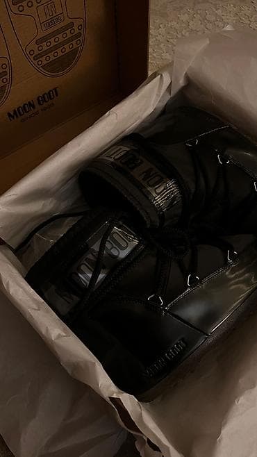 чоботи 37: Moon Boot — женские зимние дутики Продаю новые зимние дутики Moon — 1