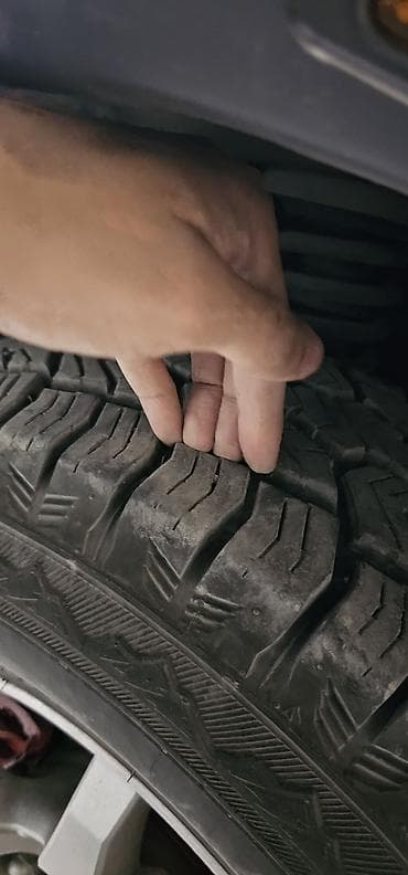 Транспорт: Шины Sailun Terramax A/T 3 в хорошем состоянии. Одна отремонтирована и — 10
