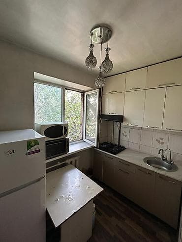 Квартиры: 2 комнаты, 40 м², 3 этаж, Косметический ремонт — 3