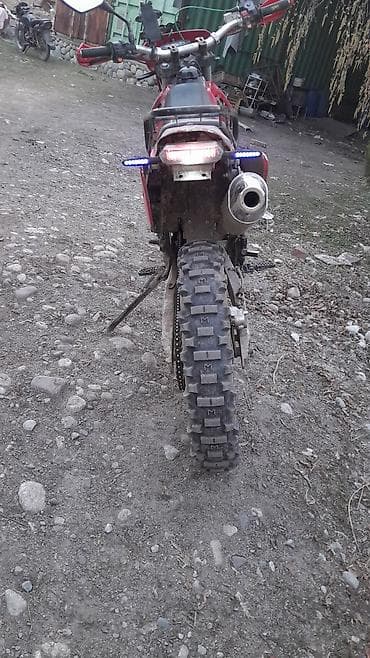 unknown фикс: Продаю Эндуро/кроссовый мотоцикл 250 кубовый класса A1 (наклейки A1 — 5