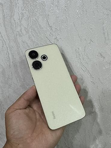 Redmi, Redmi 13, Б/у, 128 ГБ, цвет - Бежевый, 2 SIM