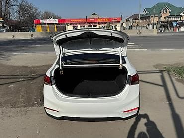 обменяю на квартиру: Hyundai Accent: 2018 г., 1.6 л, Автомат, Бензин, Седан — 7