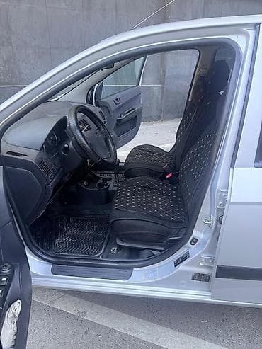 нундай гетз: Hyundai Getz: 2010 г., 1.6 л, Автомат, Бензин, Хетчбек — 6