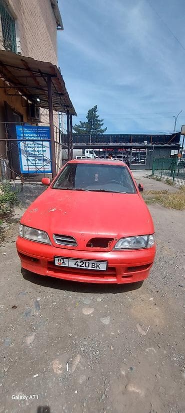 Nissan Primera: 1998 г., 2 л, Механика, Бензин, Седан