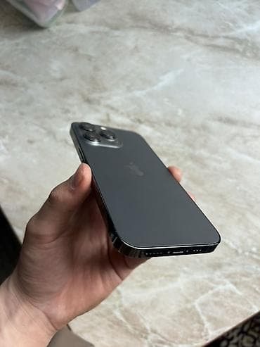 IPhone 13 Pro, Б/у, 128 ГБ, Графит, Защитное стекло, 75 % — 3
