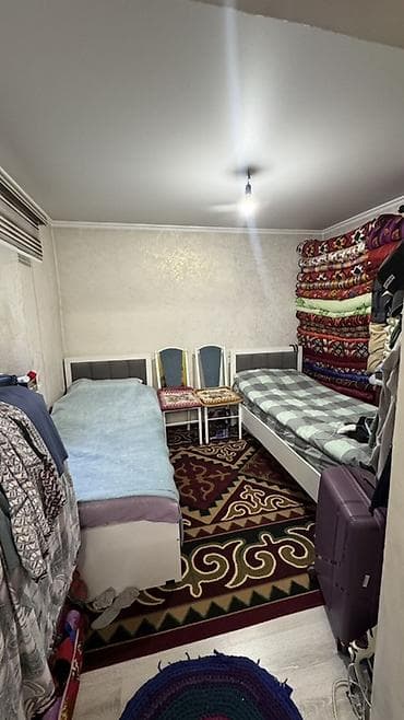 мкр аламедин 1: Продается кирпичный дом в районе Аламединского рынка. 3.3 сотки — 9