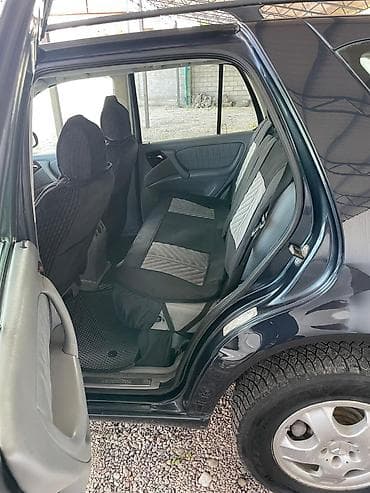 infinity g35: Mercedes-Benz ML-Class: 2002 г., 2.7 л, Кроссовер — 4