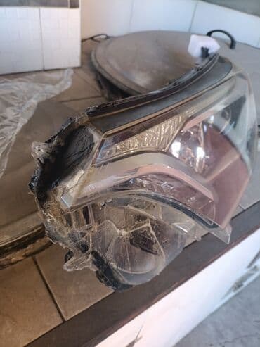 авторынок бишкек тойота рав 4: Передняя левая фара Toyota 2017 г., Б/у, Оригинал, Япония — 3