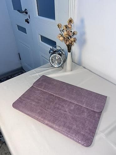 fabric case: Чехол-папка для ноутбука/планшета с тиснением под крокодила. - — 2