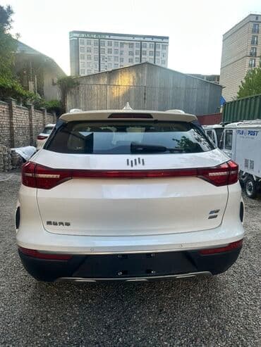 купить авто в рассрочку без первоначального взноса без банка: Weltmeister EX5, 2021 г., 80000 км, Передний, В наличии — 7