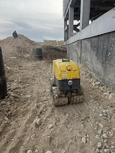 Траншейный виброкаток Wacker Neuson (бутер-роллер) для уплотнения