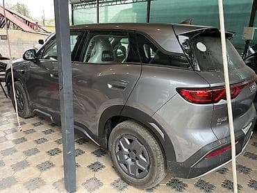 bid e5: BYD Yuan Up: 2025 г., Электромобиль, Кроссовер — 9