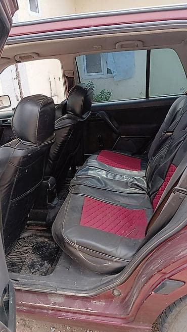 Транспорт: Volkswagen Vento: 1995 г., 1.8 л, Механика, Бензин, Седан — 5