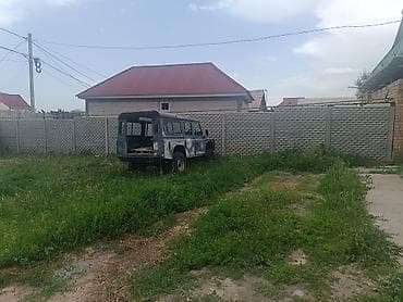 центральная улица: Продается жилой дом с прилегающим участком и высоким забором — 7
