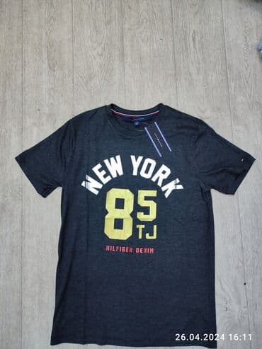 pull bear: Мужская футболка, M, Tommy Hilfiger, Новый, цвет - Серый, Самовывоз, Платная доставка — 3