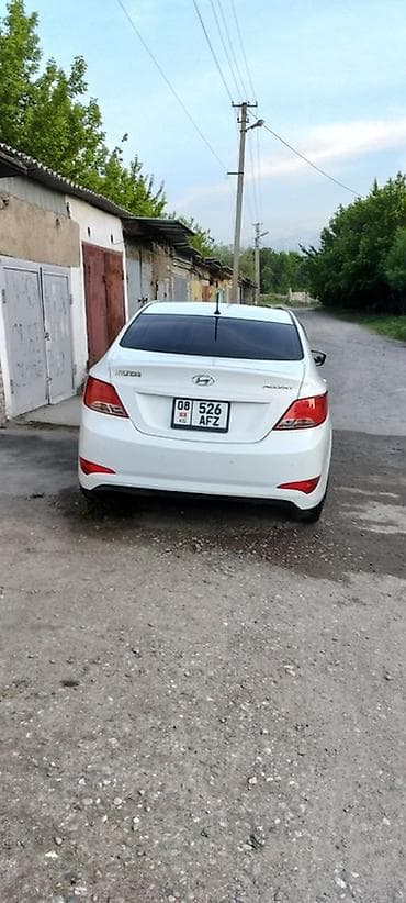 hyundai aventa: Hyundai Accent: 2014 г., 1.4 л, Автомат, Бензин, Седан — 4