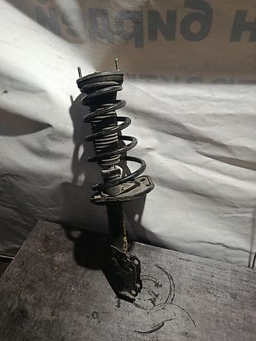 camry 50 амортизатор: Передний амортизатор Toyota 2011 г., Оригинал, Япония — 1