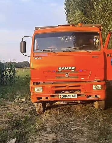 услуги сантехника электрика плотника: КАМАЗ самосвал, оранжевый, двухосный/трёхосный (серия с прямоугольной — 3