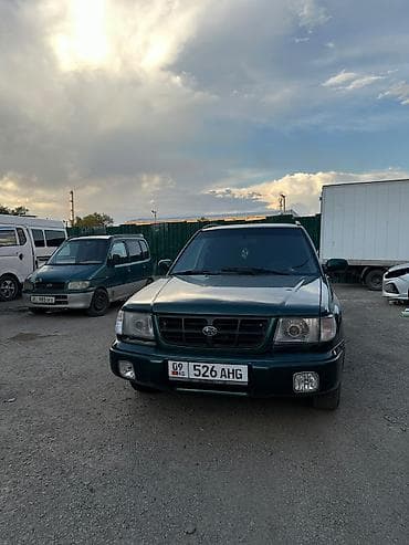 Subaru Forester: 1999 г., 2 л, Механика, Кроссовер