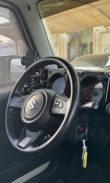 круглый: Suzuki Jimny: 2022 г., 1.5 л, Автомат, Бензин, Внедорожник — 7