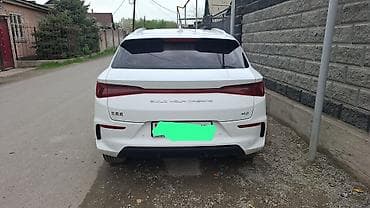 картинг электро: BYD E2: 2022 г., Электромобиль, Хэтчбэк — 2