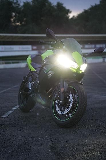 jet ski: Спортбайк Kawasaki, 650 куб. см, Бензин, Взрослый, Б/у — 2