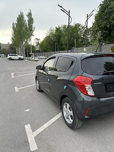 Chevrolet Spark: 2020 г., 1 л, Вариатор, Бензин, Хэтчбэк — 10
