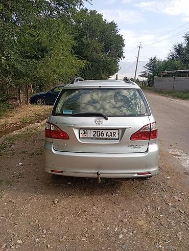 Toyota Avensis Verso: 2004 г., 2 л, Механика, Дизель, Минивэн — 4