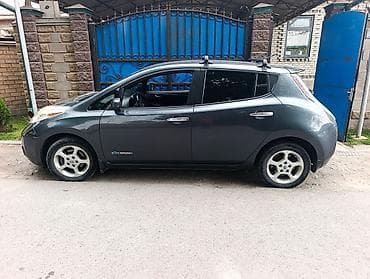 Nissan Leaf: 2013 г., Электромобиль, Хэтчбэк — 2