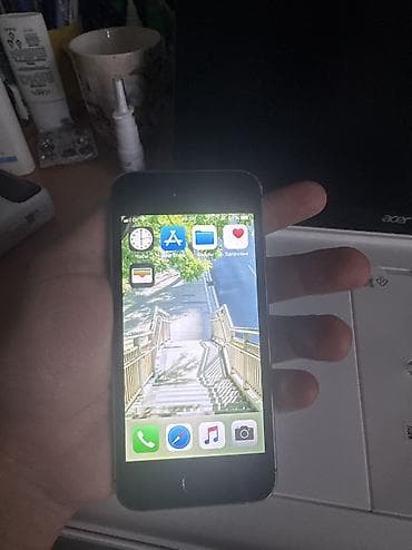 бэушный айфон 5: IPhone 5s, Б/у, 16 ГБ, Space Gray — 4
