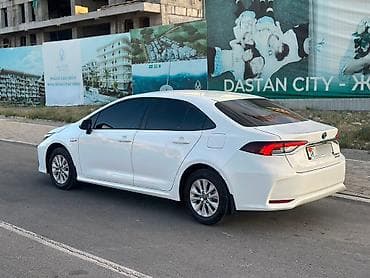corolla e120: Toyota Corolla: 2022 г., 1.8 л, Вариатор, Гибрид, Седан — 3