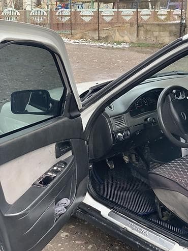 mersedes benz 3 2 e: ВАЗ (ЛАДА) Priora: 2008 г., Седан — 6