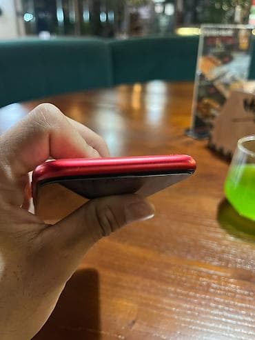 а 10 с: IPhone 11, Б/у, 128 ГБ, Красный, 91 % — 3