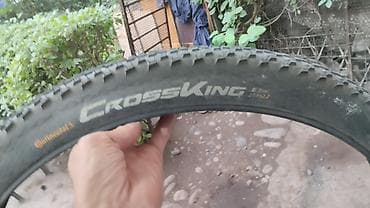 дешёвые велосипеды: 1. БУ педальки XLC (оригинал, Германия), на промах - 1500 сом. 2. БУ — 8