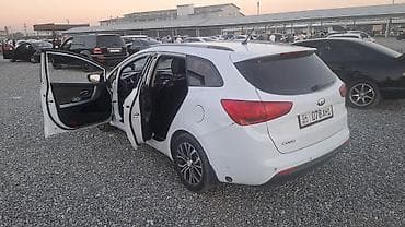 Kia Ceed: 2014 г., 1.6 л, Автомат, Бензин, Хэтчбэк — 7