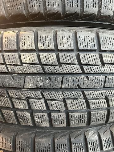 yaris: Продаю зимнюю японскую шину. Размер 175/60R16 подходит на хонда фит — 2