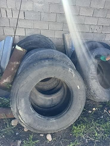 Шины и диски: Шины R >34, Б/у, Грузовики/Автобусы, Michelin — 1