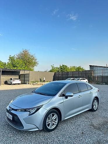 Унаа: Toyota Levin: 2020 г., 1.8 л, Вариатор, Гибрид, Седан — 1