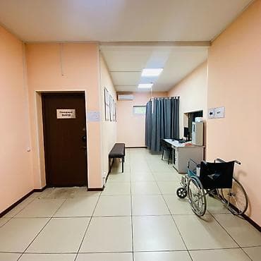 Коммерческая недвижимость: Сдаётся помещение в Золотом квадрате 📍 Боконбаева / Панфилова | первая — 5