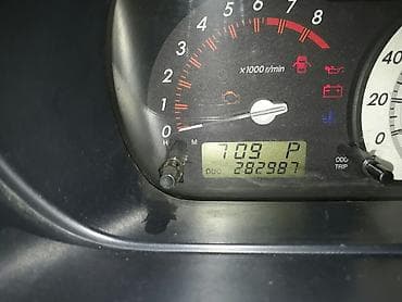 colf 2: Компактный 5‑дверный хэтчбек серебристого цвета. Характеристики и — 4