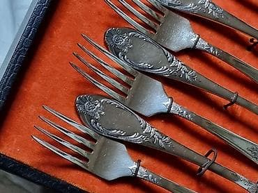 мельхиоровые ложки: КОРОЛЕВСКИЙ (СССР) НОВЫЙ 1980 ГОД. РОДНАЯ КОРОБКА. САМЫЙ КРУТОЙ — 4