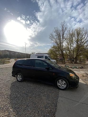 forester 2003: Honda Stream: 2002 г., 1.7 л, Автомат, Бензин, Универсал — 3