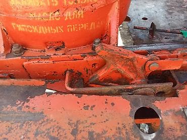 Пресс-подборщик сена/соломы (похоже на рулонно-тюковый/поршневой — 6