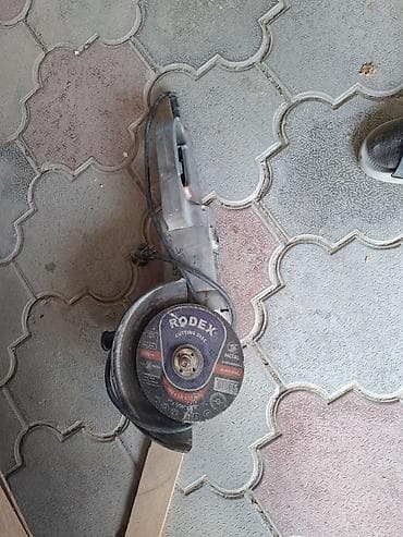 метал ферма: Углошлифовальная машина (болгарка) BIZON с диском RODEX Cutting Disc — 1